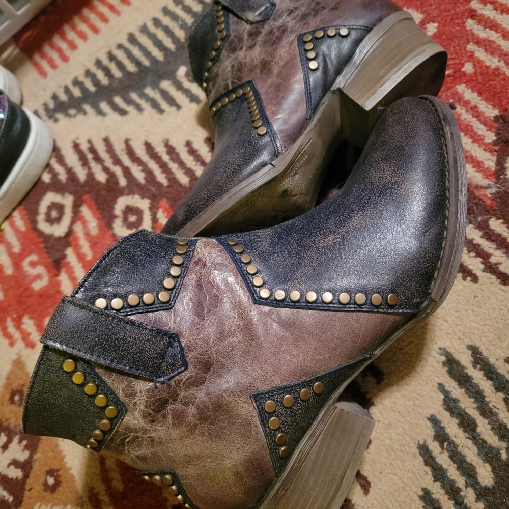 Corral star leather booties